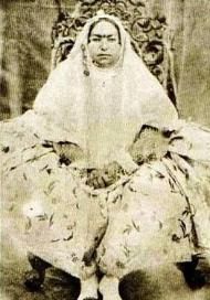 Malek Yahan Janom, Mahd-e Olia